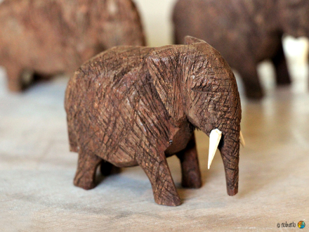 Elefant aus Holz 6 cm