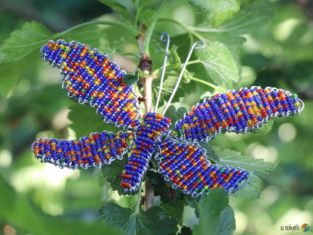 SCHMETTERLING 13 cm blau aus Draht & Perlen
