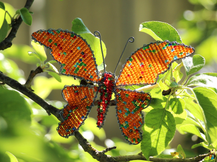 SCHMETTERLING 13 cm orange aus Draht & Perlen