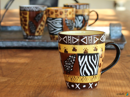 UZIMA Henkelbecher konisch